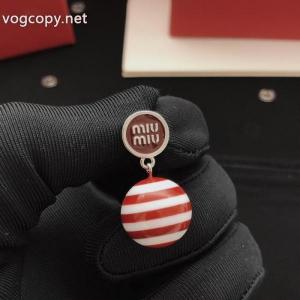 スーパー コピー ブランド即完売 価格帯が魅力的 数量限定販売MIUMIUアクセサリー.