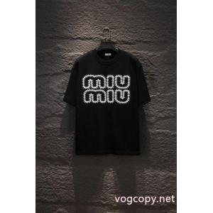 爆買い正規品 高級感のある 海外セレブ定番愛用 MIUMIU激安 ブランド半袖Tシャツ