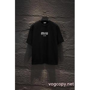 【ファッション新品注目】 リラックスした雰囲気に ファッション 人気半袖TシャツMIUMIUスーパー コピー 通販 優良