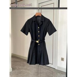 手に入れやすい価格帯 新色入荷 美品*入手困難激安 通販 ブランドワンピースMIUMIU.
