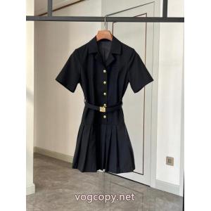 手に入れやすい価格帯 新色入荷 美品*入手困難激安 通販 ブランドワンピースMIUMIU.