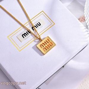 2026季人気定番 当店限定 高品質 ネックレスMIUMIUブランド コピー 品