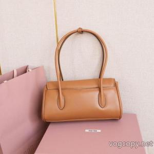 最新大人気 高評価の2026人気品 VIPセールブランド 偽物バッグMIUMIU.