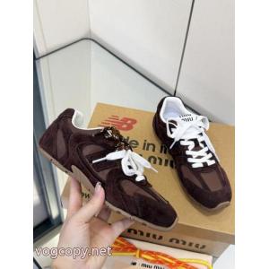 コピー ブランド 通販最新大人気 秋冬大人気 一目ぼれスニーカーミュウミュウ..