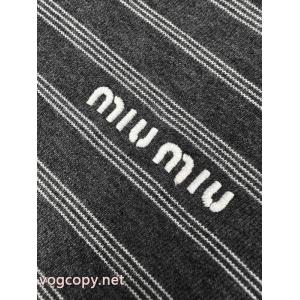 MiuMiuロゴストライプジップコート