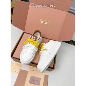 ブランド 偽物 通販入手困難 超安値 珍しい 最安価格新品スニーカーMIUMIU.
