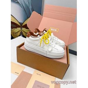 ブランド 偽物 通販入手困難 超安値 珍しい 最安価格新品スニーカーMIUMIU.