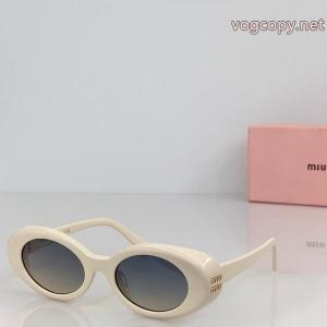 ミュウミュウ大変お買得 数量限定再入荷 TOPセラー賞サングラスブランド スーパー コピー 通販..