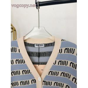 ニットコート完売品！ 今季大人気新作登場 ポップMIUMIUスーパー コピー  