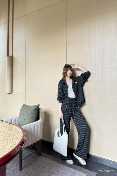 定番人気商品海外限定MIUMIUスーパー コピー セット 2