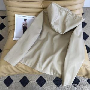 LOUIS VUITTONコート即完売有用性が高い便利アイテムスーパー ブランド コピー