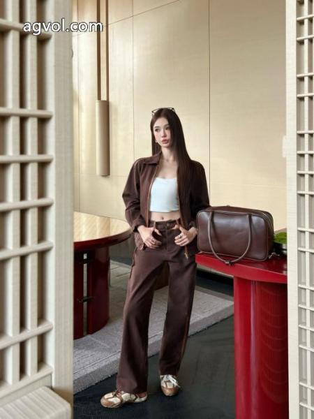 ブランド 偽物 激安ミューデニムコートMIUMIU国内発セール完売間近快適な着心地 5