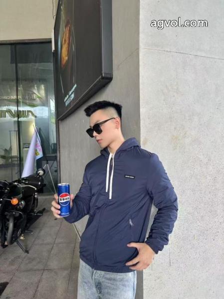 MIMIUスモールロゴリバーシブルファスナーフードコート男女同型 6