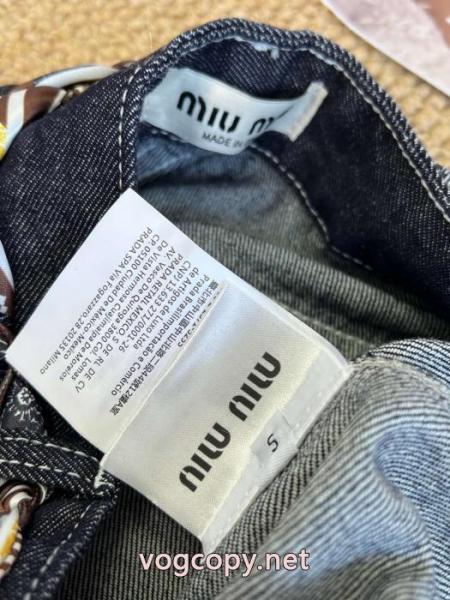 MIUMIUジーンズ新作追加!魅力をプラス冬季新作品コピー ブランド 通販 安心 4