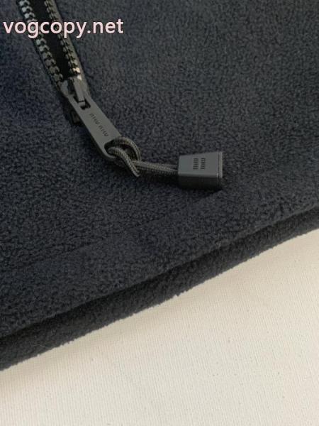 Miu Miu2025新アルファベット刺繍ロゴツイードファスナーコート 5 