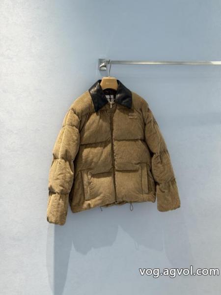 MIUMIUダウンジャケットスーパー コピー 品国内正規品送料無料 品質高き人気アイテム ネット販売限定 0 
