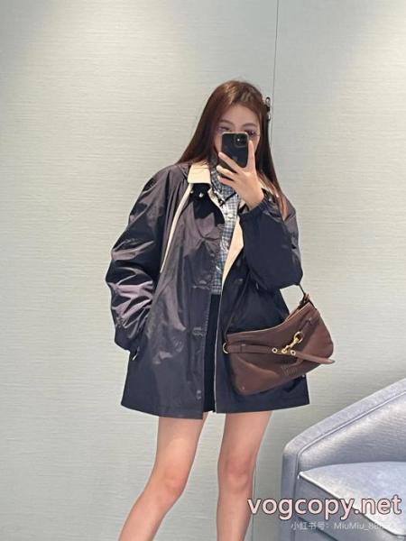 ホリデー限定 使い勝手の良いトレンド 最安値偽物 ブランド 激安コートMIUMIU 5 