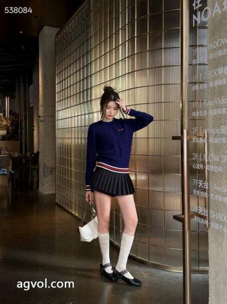 2025SS大人OK 原宿スタイル 最高級品質セーターMIUMIUブランド コピー 品 5 