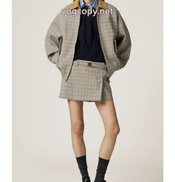 ジャケットMIUMIUブランド スーパー コピー 店舗コレは買い!最安値 印象になって 秋冬人気が爆発 3