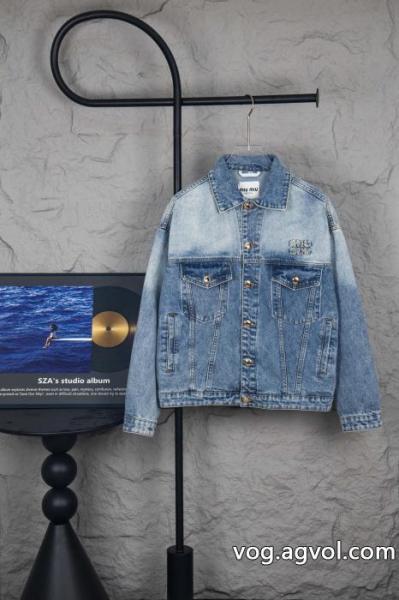 コート冬の最新ファッション 秋冬コーデと相性がいい 流行の最前線コピー 品 販売MIUMIU 0 