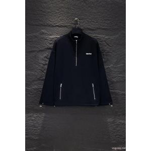 miumiu新型重工業ハーフファスナーダブルポケットパーカー