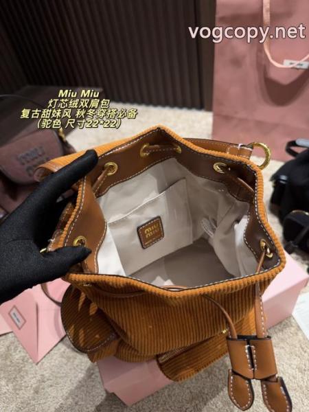 バッグ激安専門店 新作限定 2025秋冬新作ブランド コピー 販売店MIUMIU 5 
