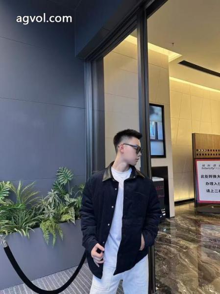 激安 ブランドダウンジャケットMIUMIU只今値引き販売中 個性派さん 今季人気新作登場 5