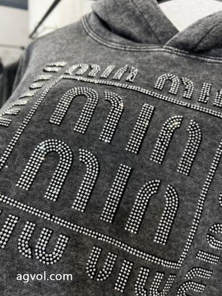 パーカーMIUMIU偽 ブランド 通販最安価格新品 再入荷! 気分が上がる憧れブランド 5
