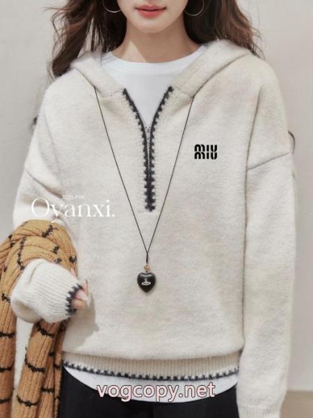 MIUMIU偽 ブランド 通販格安*出品*新品 数量限定大得価 最近人気一番!セーター 2