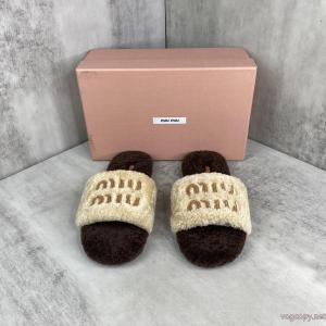 コピー 商品 通販    サンダルミュウミュウ安心の直営店買付け！ 秋冬に役立つカジュアル 足なじみが良い.