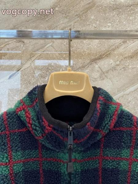 秋トレンドの新定番 話題の新作到着 正規品保証26秋冬ジャケットMIUMIUブランド スニーカー 激安. 3