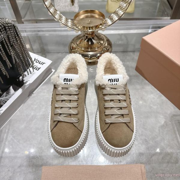     スニーカー偽 ブランド 販売MIUMIU2026秋冬新作 SALE品追加 最安値に挑戦. 0 