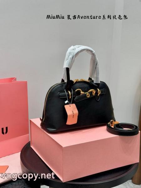 バッグブランド 偽物定番人気のカラー 26秋冬最新モデル TOPセラー賞受賞!MIUMIU 1