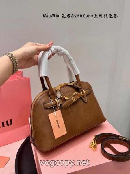 バッグブランド 偽物定番人気のカラー 26秋冬最新モデル TOPセラー賞受賞!MIUMIU 3