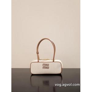 MIUMIU    バッグコピー ブランド 通販最安値 新作日本未入荷 特別人気感謝SALE.