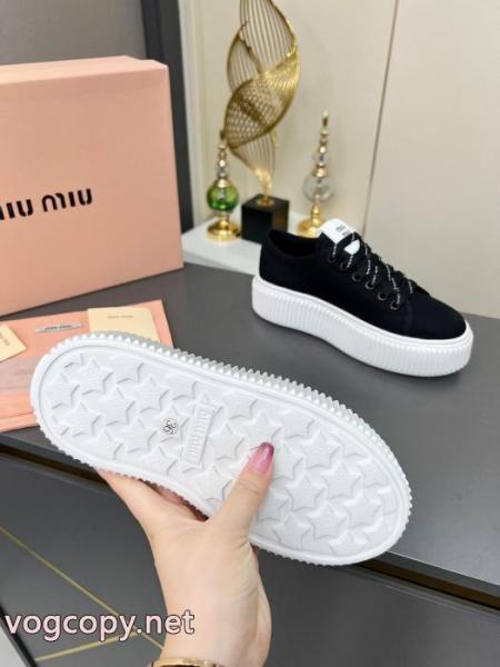 品質保証定番人気 ロゴがかっこいい 最高級スニーカーブランド 品 スーパー コピーミュウミュウ. 6