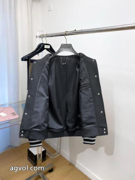 ブランド コピー バック定番人気最新作 上品な印象 限定価格MIUMIUジャケット 3