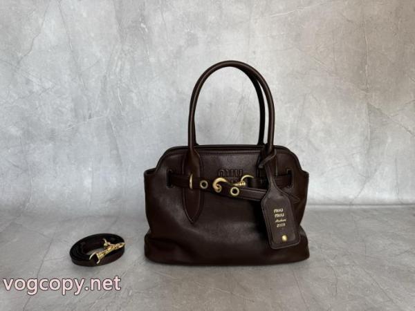 バッグ大特価完売必至 今年風 特別人気感謝SALEMIUMIU 2026ブランド コピー. 1