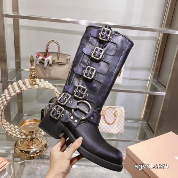 偽 ブランド 購入ミュウミュウ MIUMIUブーツ都会的 秋冬人気品 ファッションスタイル.. 3