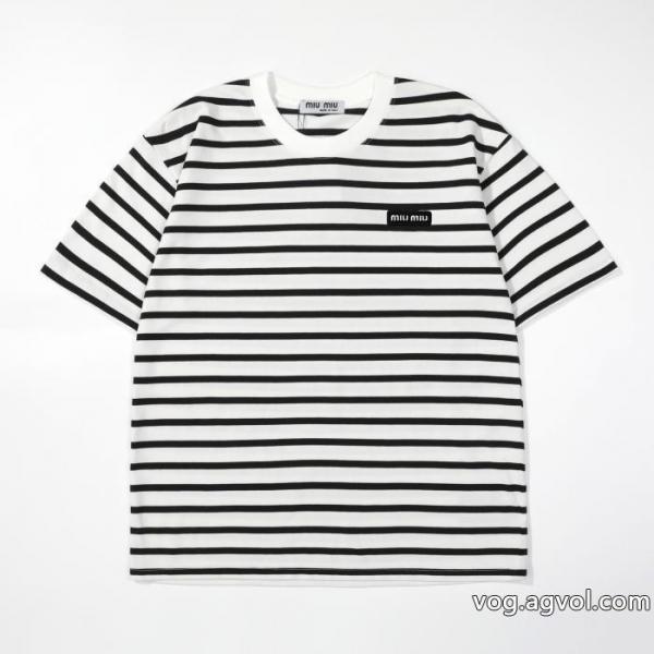 ブランド コピー ショップMIUMIU落ち着いた感覚 人気商品登場 存在感大半袖Tシャツ 0 