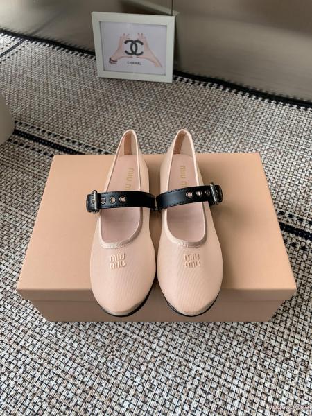 パンプススーパー コピー ブランド 通販ミュウミュウ美しい効果も! 大人の色味 首胸ロゴ  .. 0 
