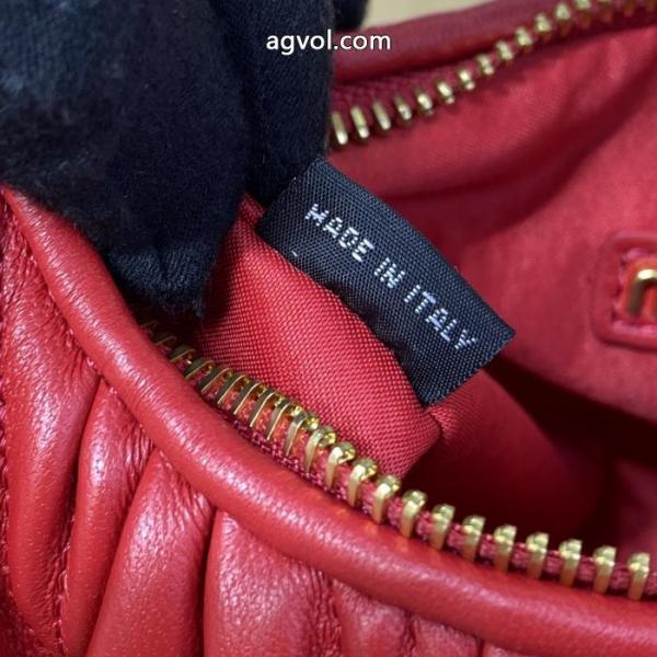 ブランド レプリカMIUMIUバッグ人気を誇る おすすめ数量限定品 プレミアム品質.. 5 