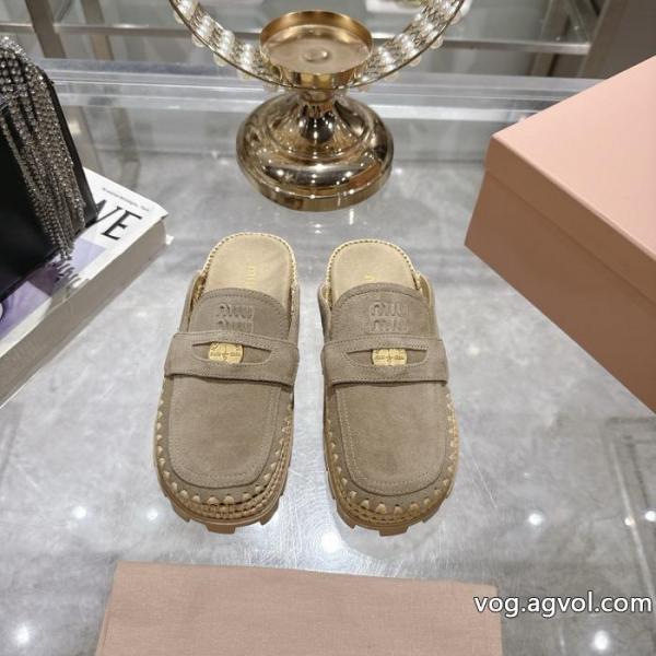 MIUMIUスニーカー品が良い 品質保証 十分な耐久性偽物 通販 サイト. 0