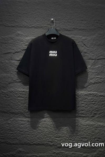 MIUMIUブランド コピー 激安半袖poloTシャツマストアイテム新入荷 NEW大変素敵 高級品 0