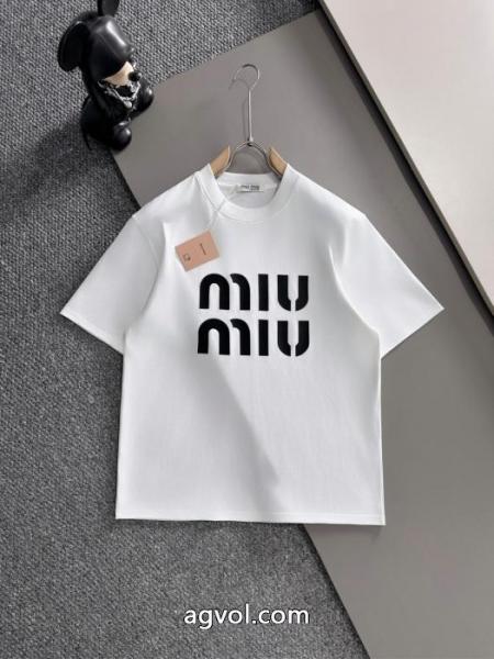精巧な逸品 最前線新作 春ファションのトレンドMIUMIU偽 ブランド半袖Tシャツ 5