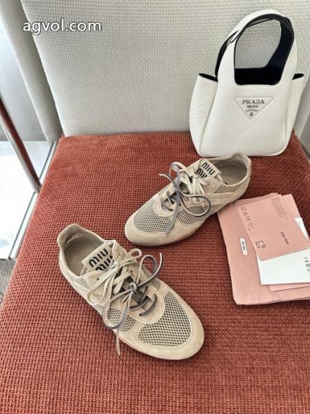 スニーカー先行セール ベストセラー 2026-26AW☆韓国の人気ミュウミュウブランド 通販.. 4