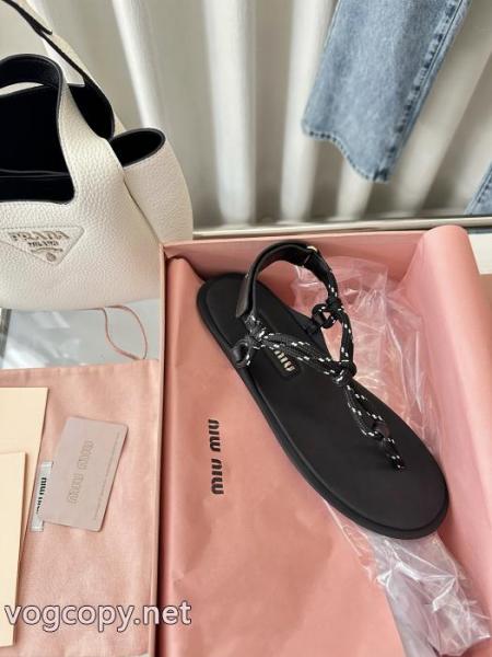 MIUMIUサンダルスーパー コピー どこで 買えるSALE品追加 今すぐオシャレになれる! 光沢のある. 2