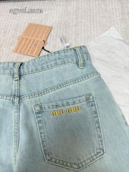 MIUMIU ブランド コピー 販売 店新作大人気 優等品 セール新着?新作.. 4