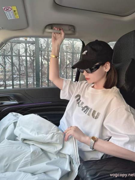半袖Tシャツ新作がお買い得円高特価 新作多色!! 超激得MIUMIUブランド 激安 0