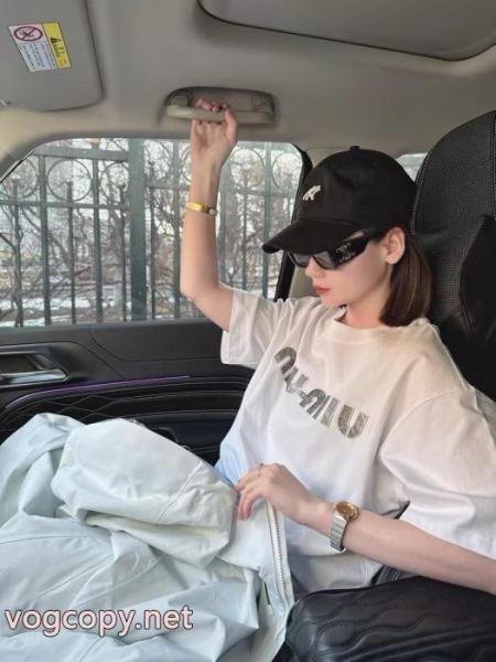 半袖Tシャツ新作がお買い得円高特価 新作多色!! 超激得MIUMIUブランド 激安 3